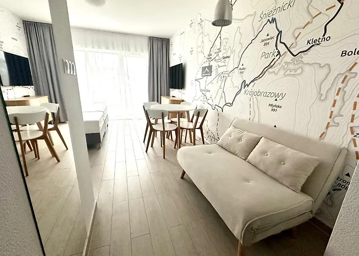 Daire Z Tarasem W Czarna Gora - Livigno -